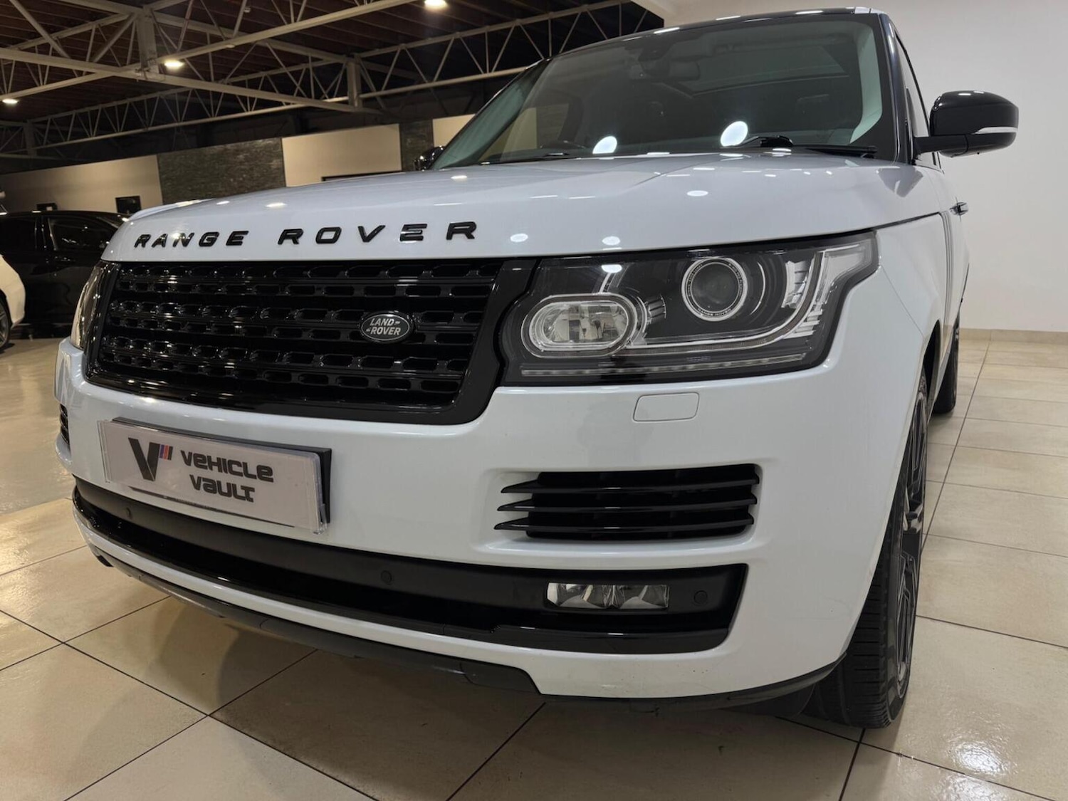 Used Land Rover Range Rover 2016 for sale - 77551388: Photo 2
