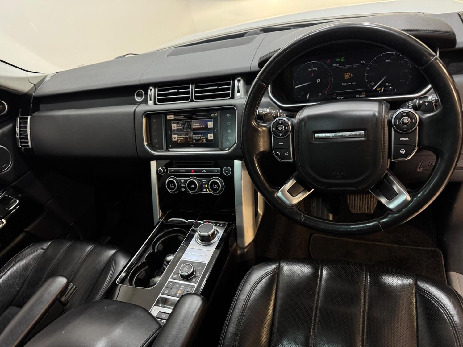 Used Land Rover Range Rover 2016 for sale - 77551388: Photo 4