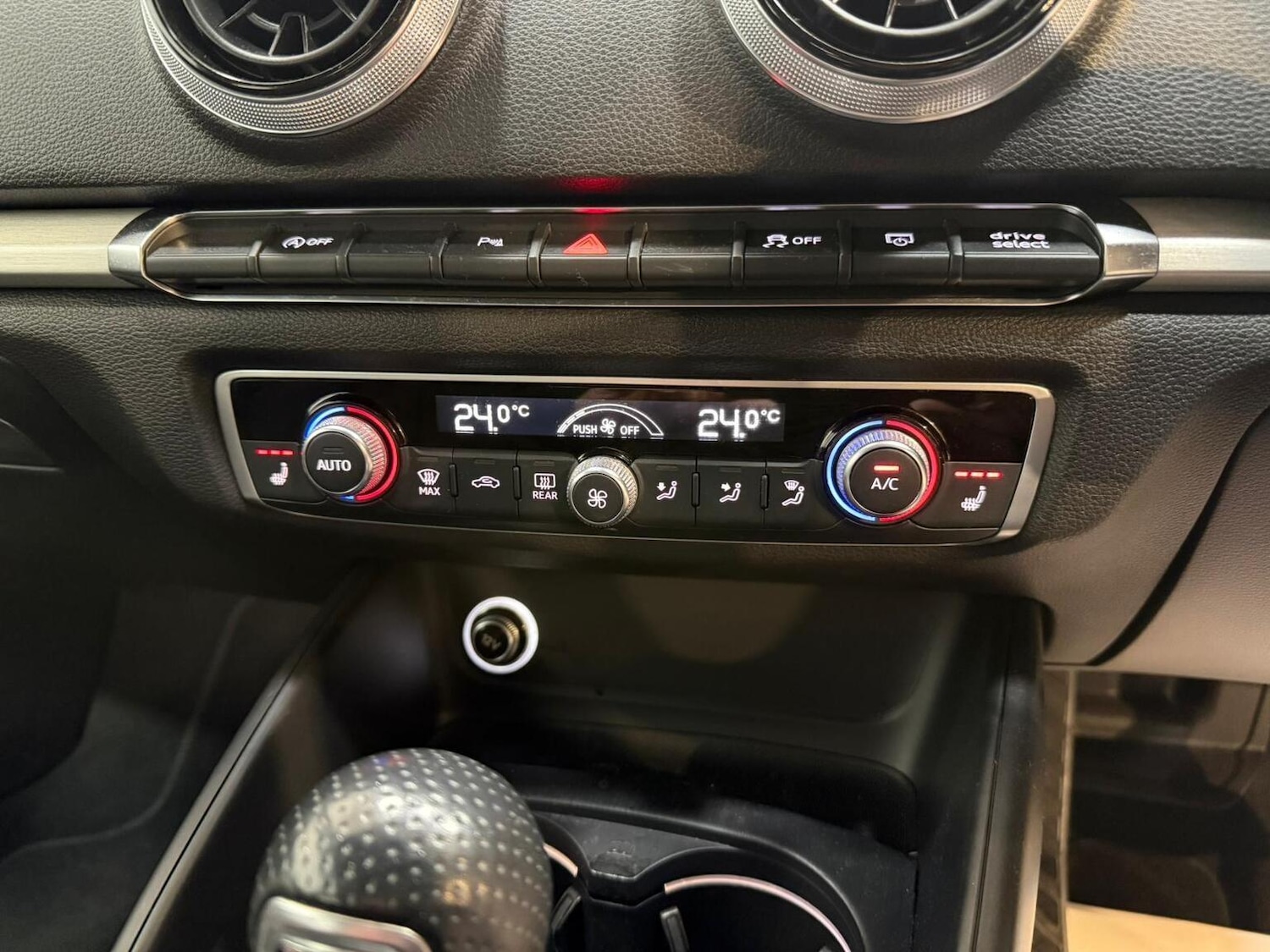 Used Audi A3 2017 for sale - 78045627: Photo 10