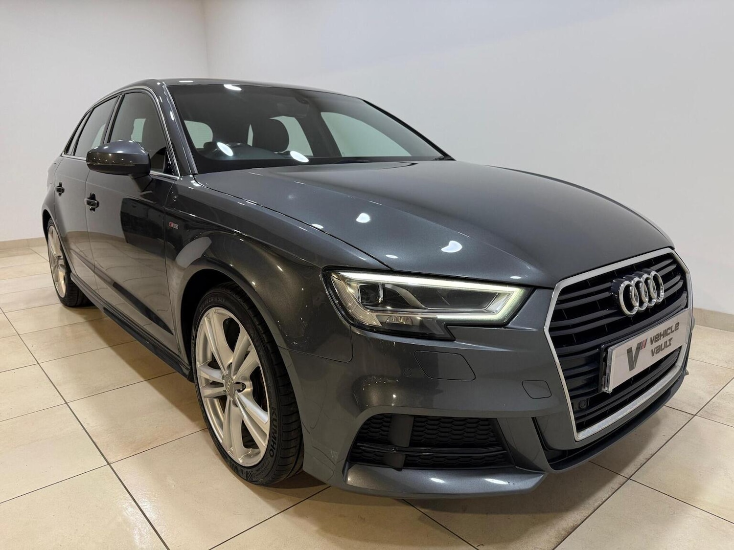 Used Audi A3 2017 for sale - 78045627: Photo 5