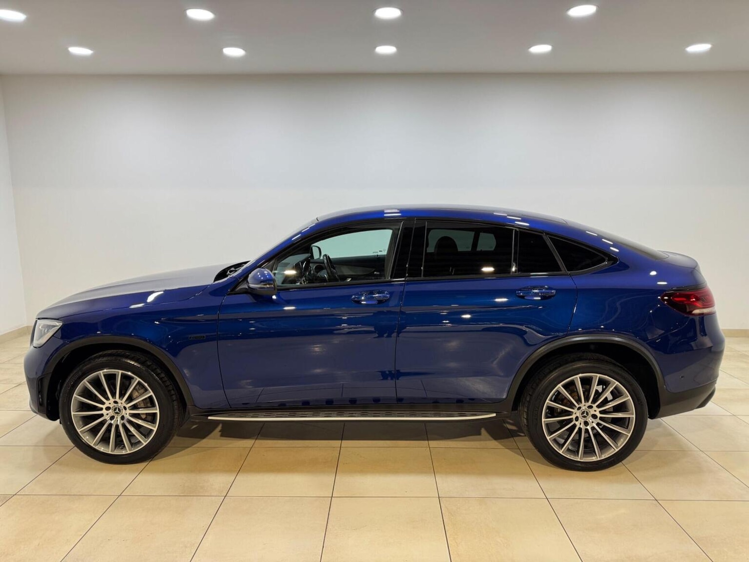 Used Mercedes-Benz GLC 2021 for sale - 77548200: Photo 4