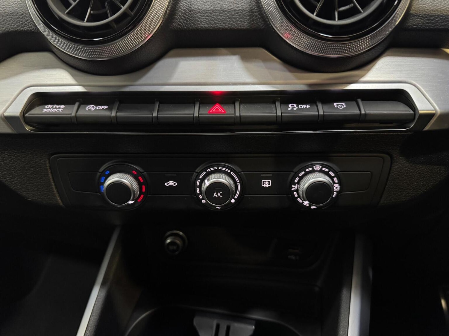 Used Audi Q2 2021 for sale - 77551371: Photo 9