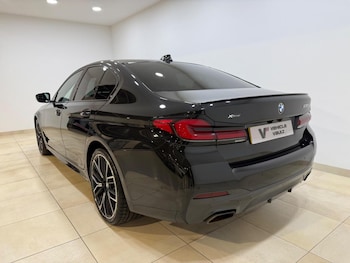 Used BMW 5 Series 2022 for sale - 77551382: Photo
