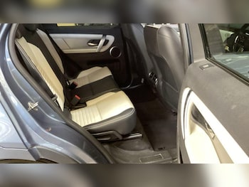 Used Land Rover Discovery Sport 2021 for sale - 78865040: Photo
