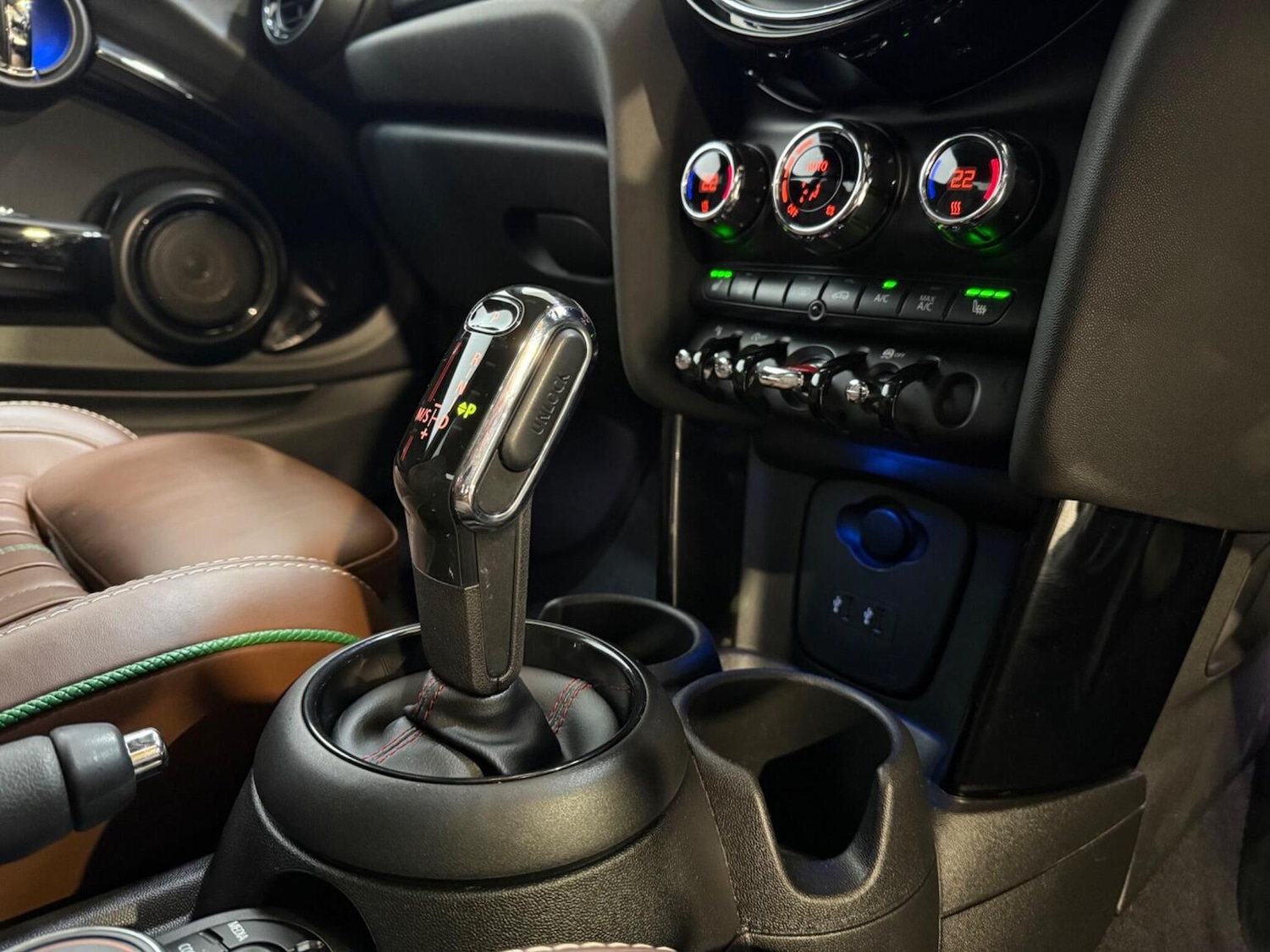 Used MINI Hatch 2019 for sale - 77551375: Photo 12