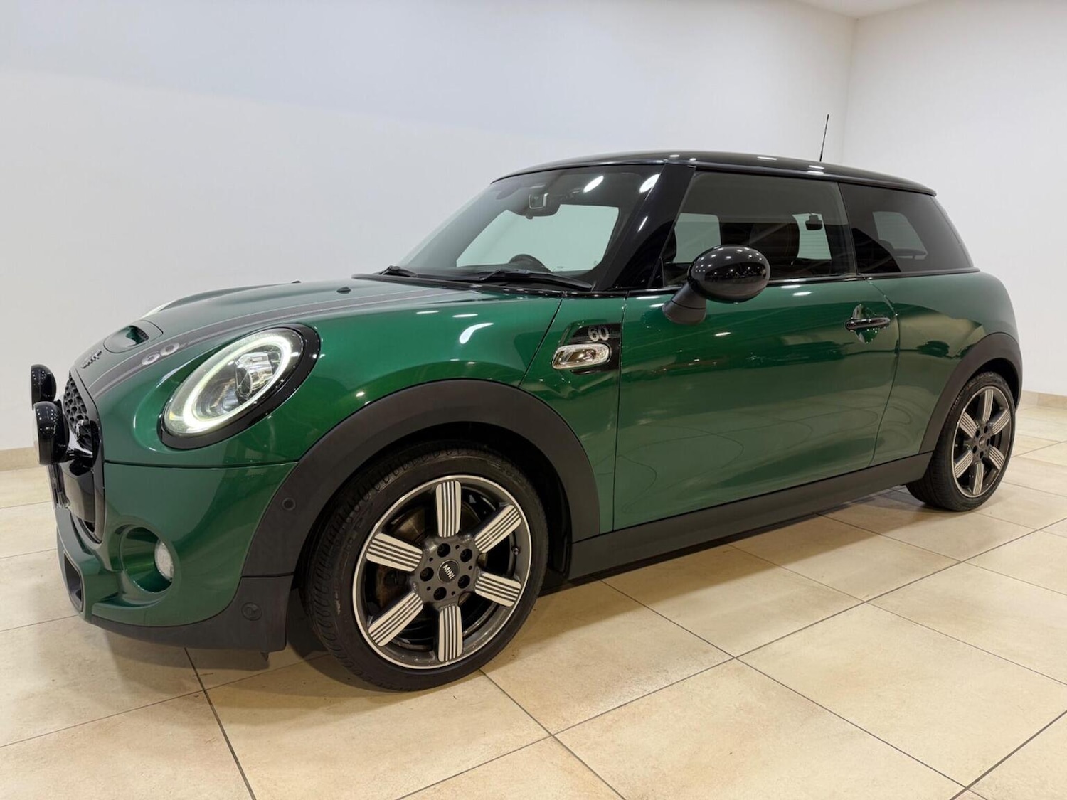 Used MINI Hatch 2019 for sale - 77551375: Photo 2
