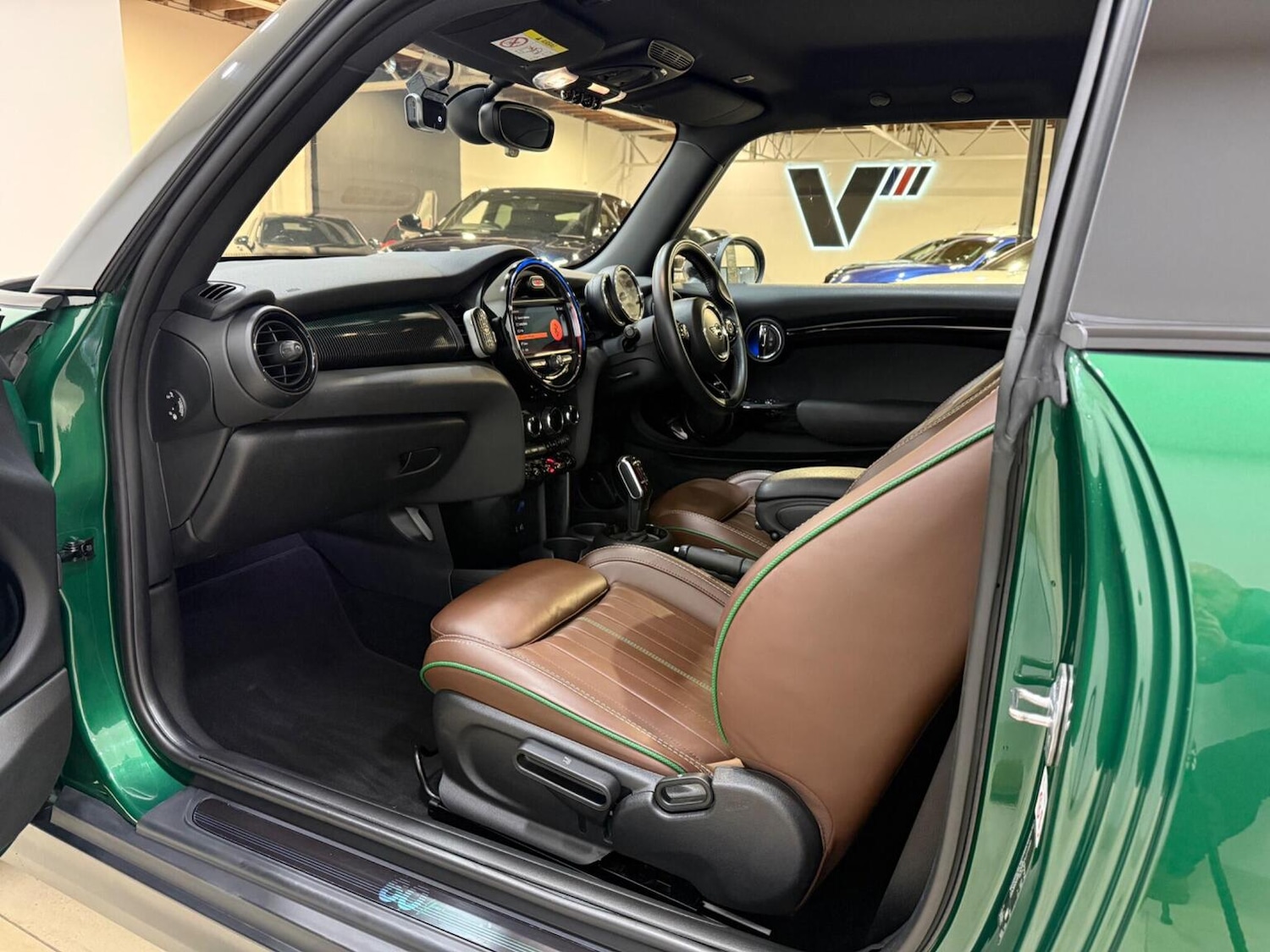 Used MINI Hatch 2019 for sale - 77551375: Photo 41