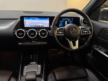Used Mercedes-Benz GLA 2021 for sale - 79588720: Photo
