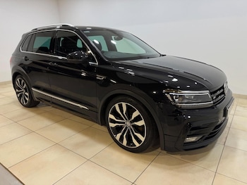 Used Volkswagen Tiguan 2017 for sale - 79073702: Photo