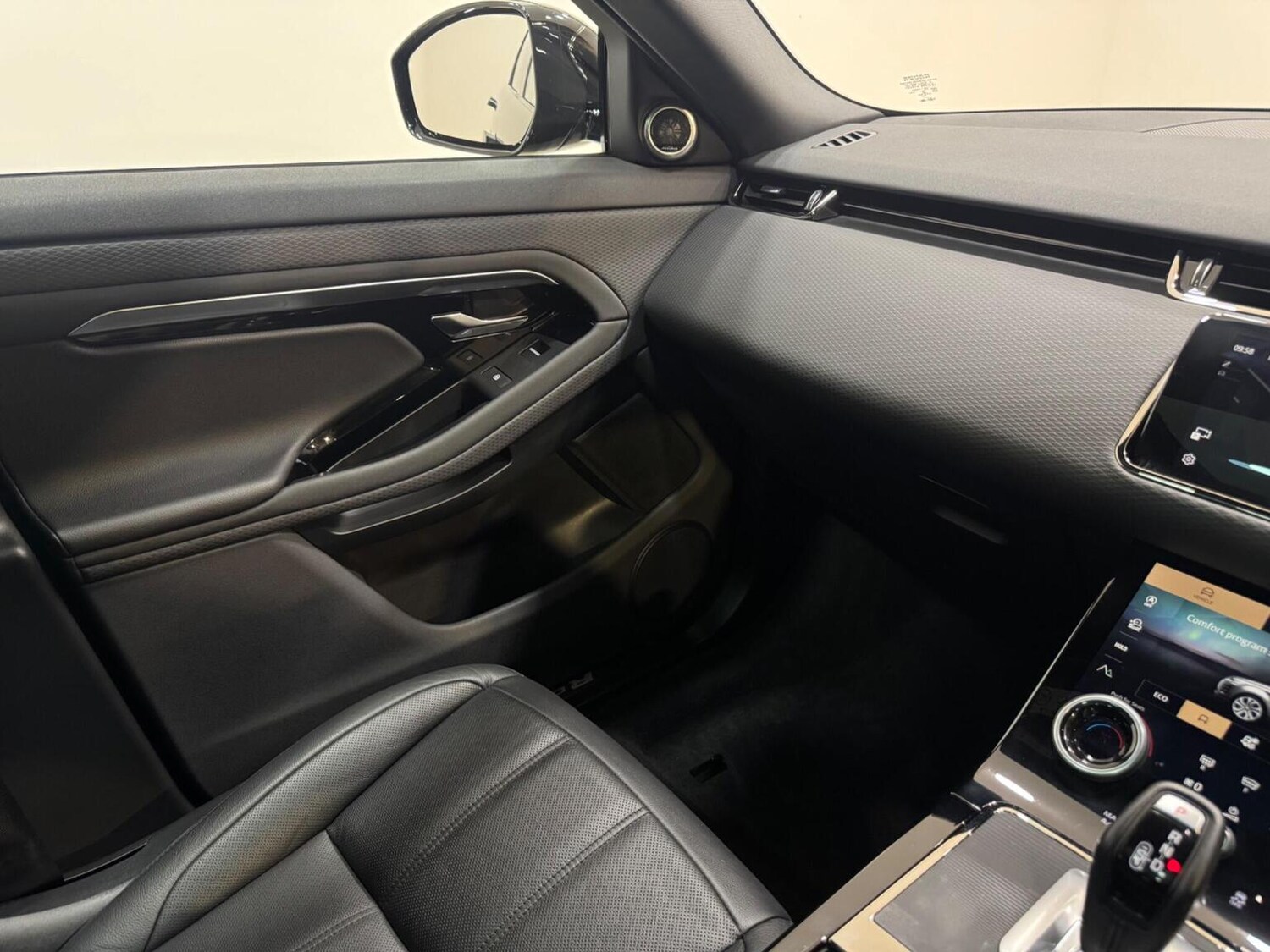 Used Land Rover Range Rover Evoque 2022 for sale - 77551389: Photo 39