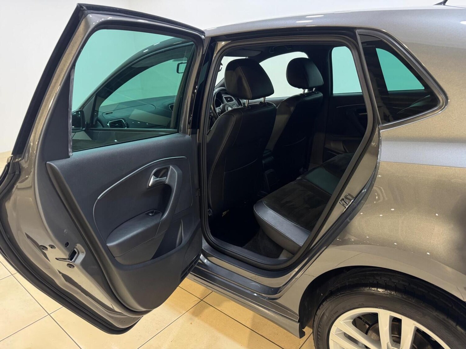 Used Volkswagen Polo 2017 for sale - 77551365: Photo 28