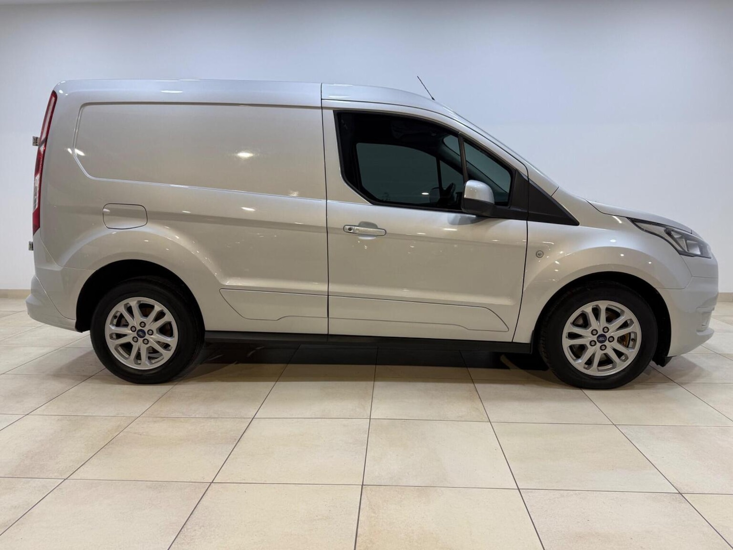 Used Ford Transit Connect 2021 for sale - 77551384: Photo 2