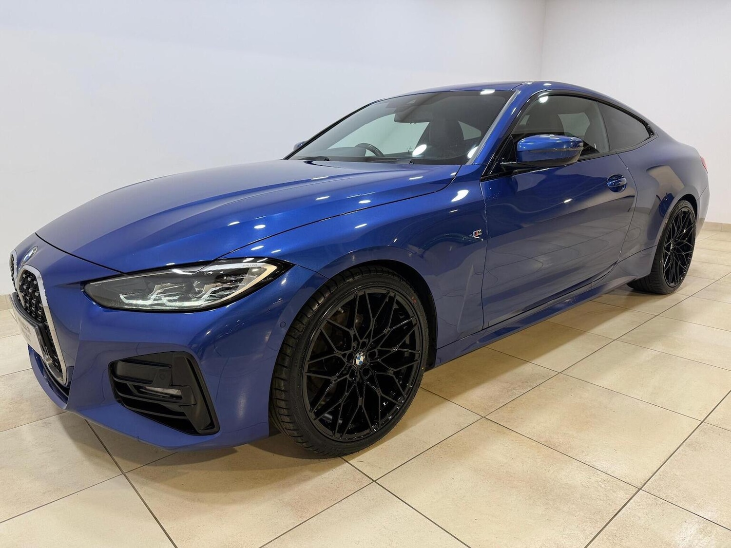 Used BMW 4 Series 2021 for sale - 77551379: Photo 2