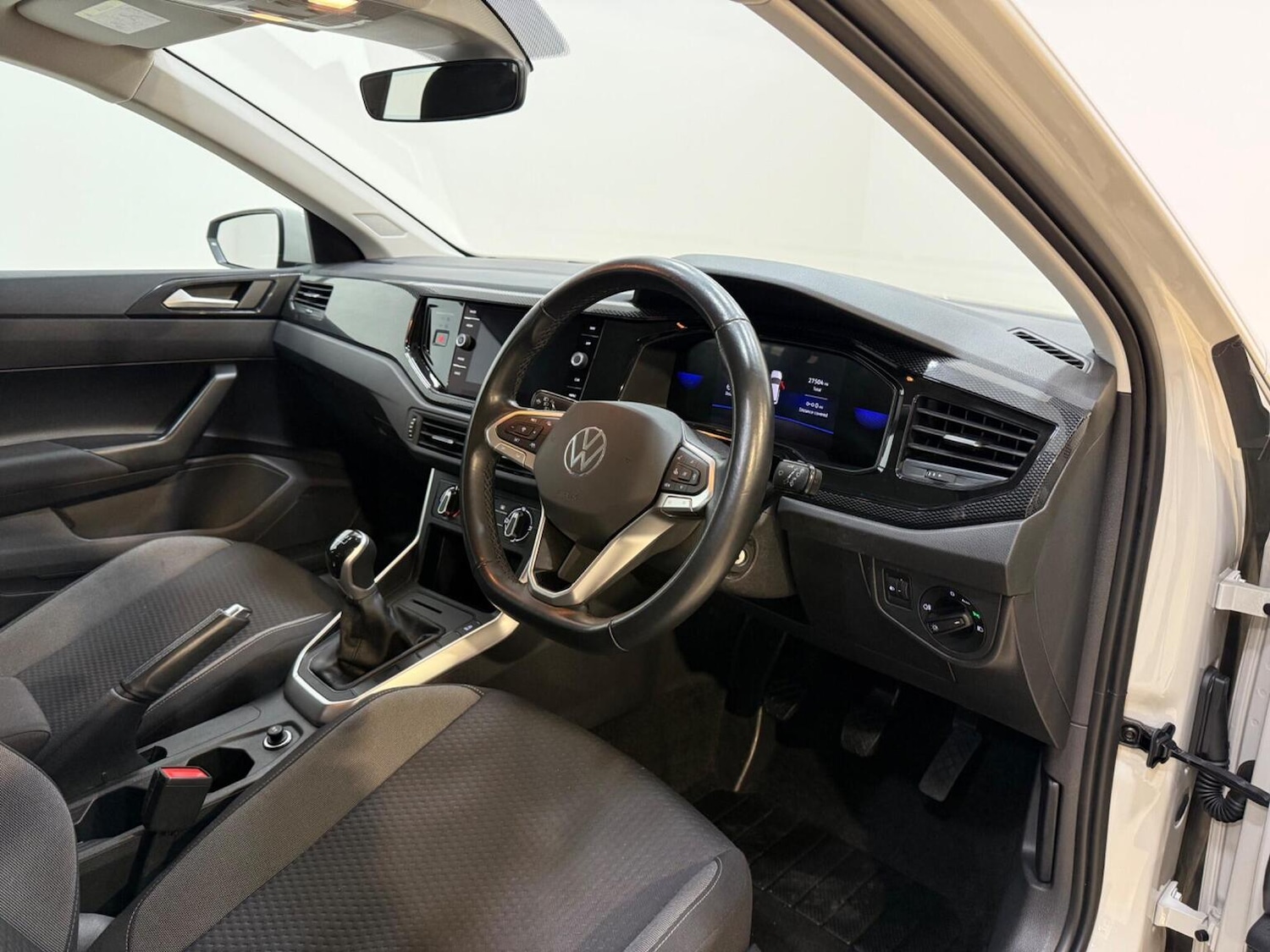 Used Volkswagen Polo 2023 for sale - 77548303: Photo 12