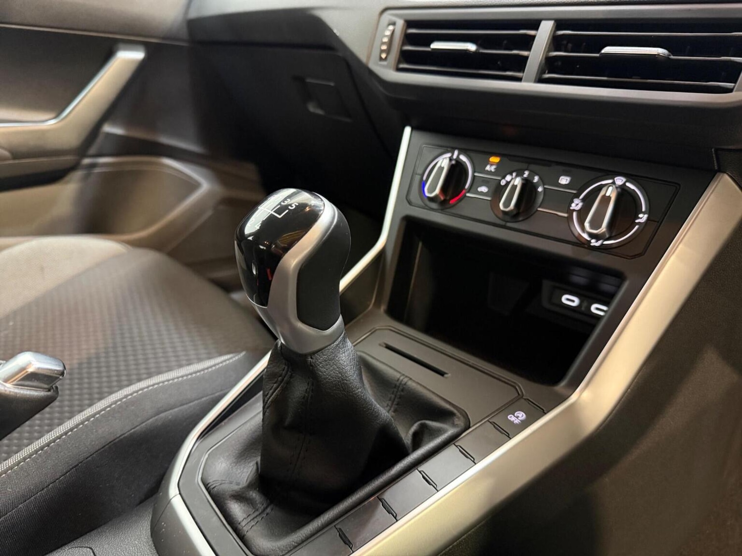 Used Volkswagen Polo 2023 for sale - 77548303: Photo 13