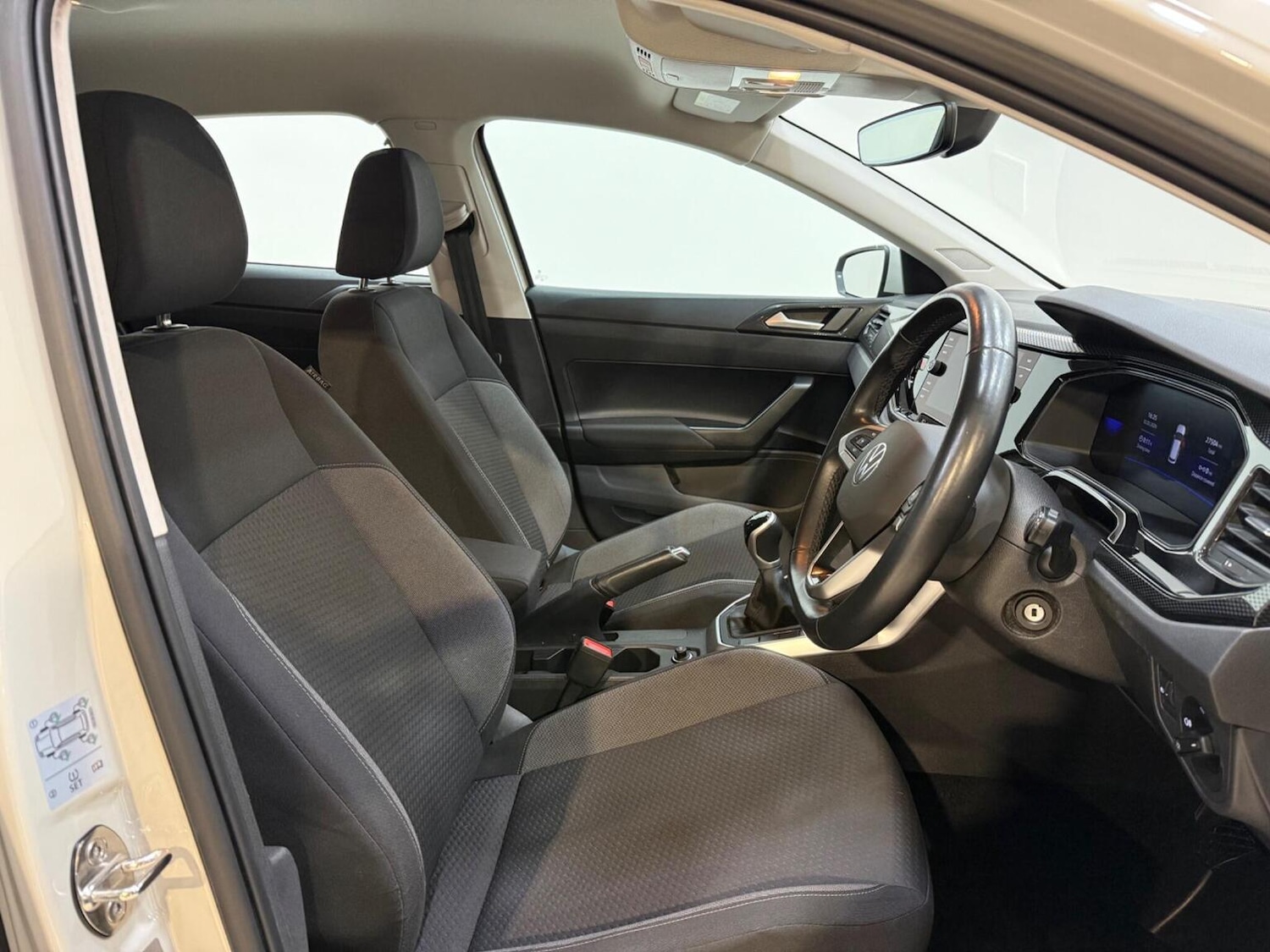 Used Volkswagen Polo 2023 for sale - 77548303: Photo 17