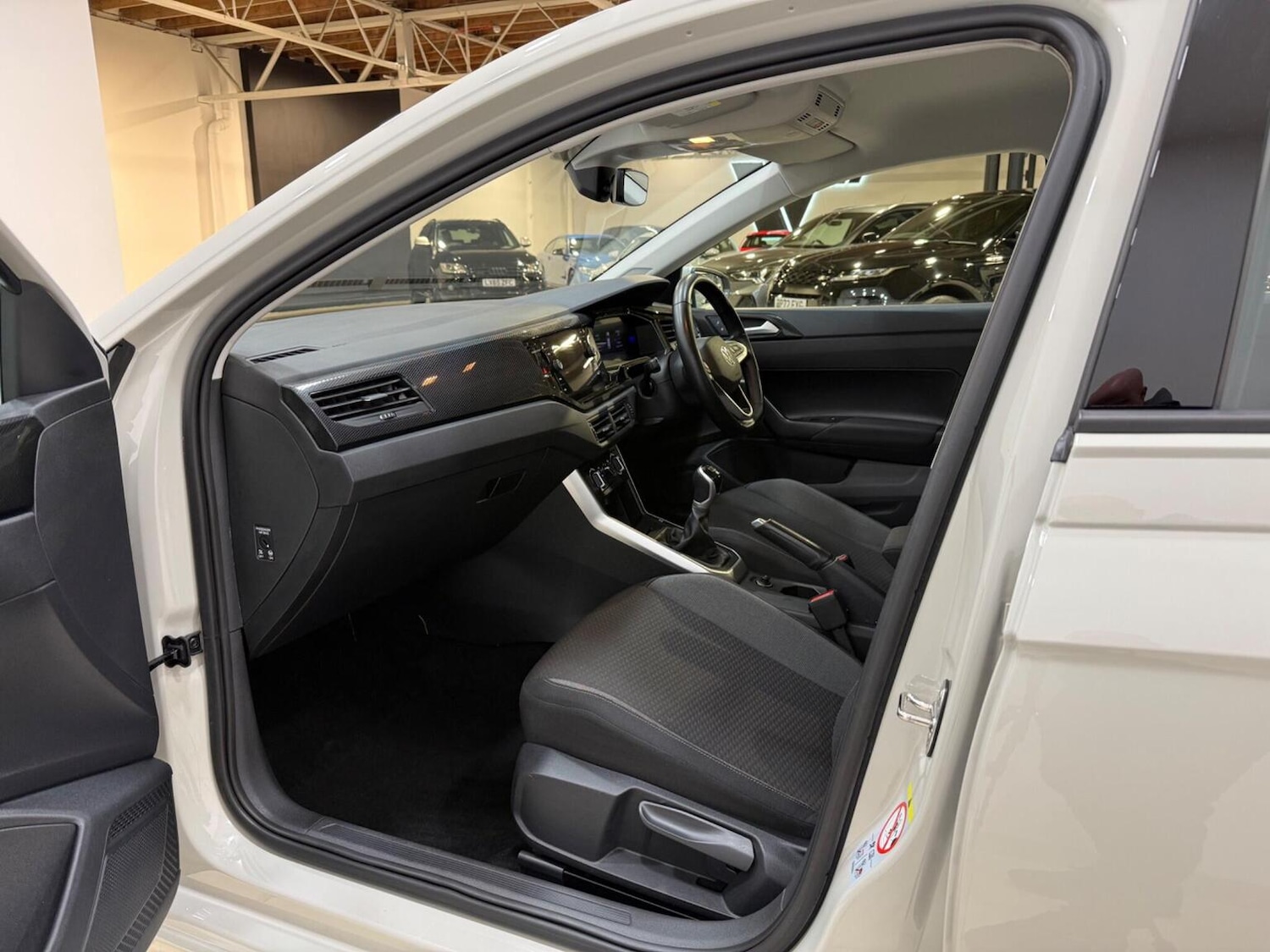 Used Volkswagen Polo 2023 for sale - 77548303: Photo 39