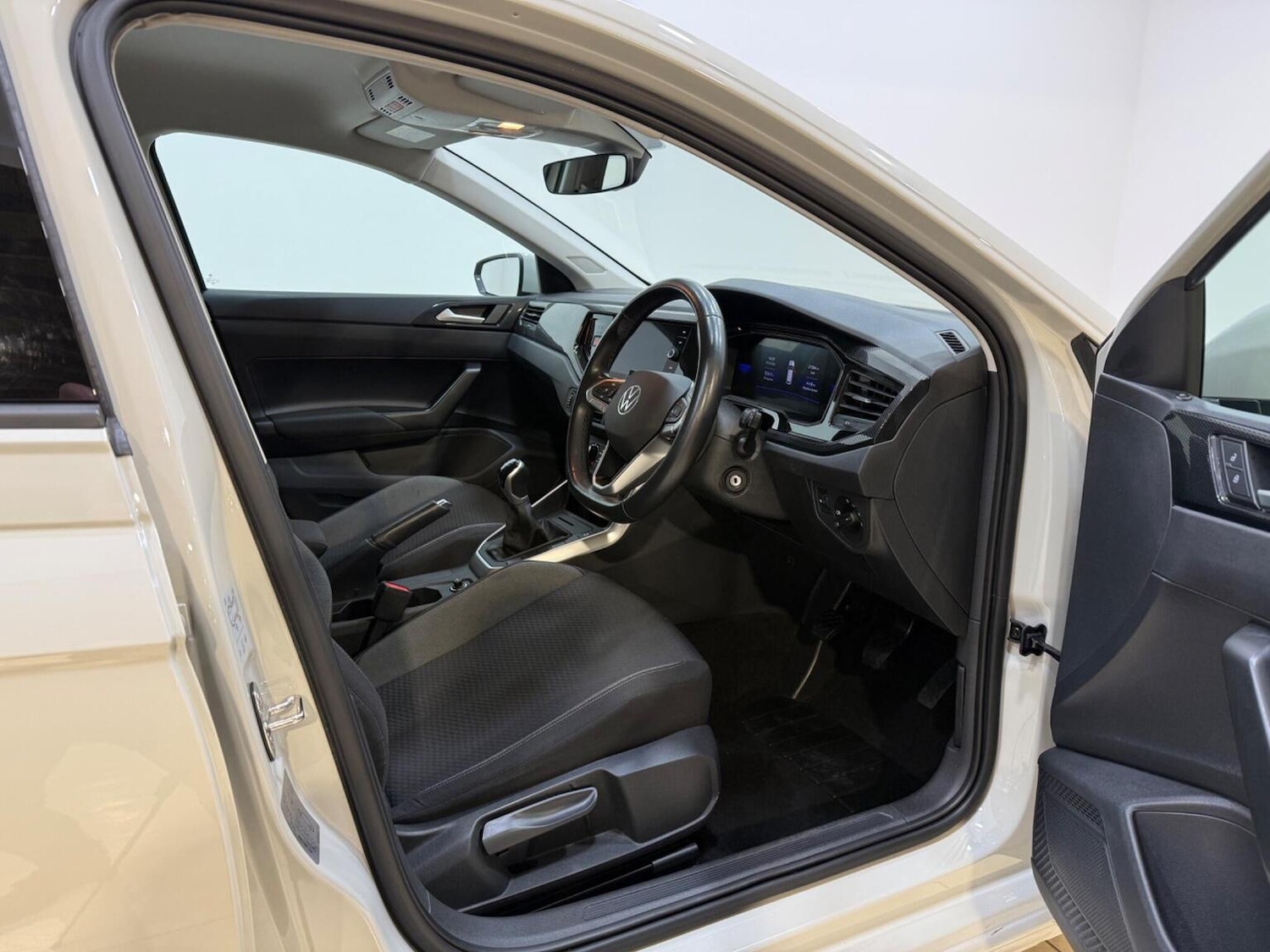 Used Volkswagen Polo 2023 for sale - 77548303: Photo 45