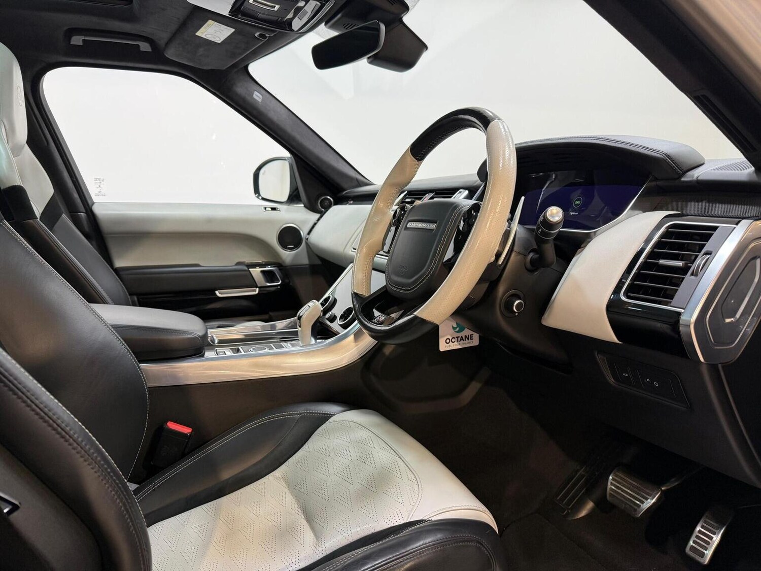 Used Land Rover Range Rover Sport 2018 for sale - 77551378: Photo 14