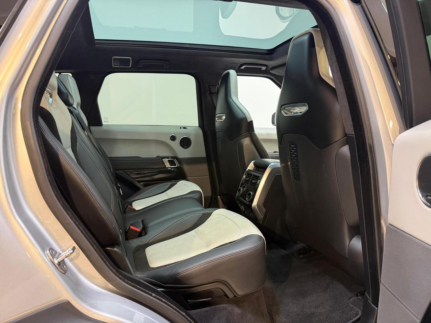 Used Land Rover Range Rover Sport 2018 for sale - 77551378: Photo 20