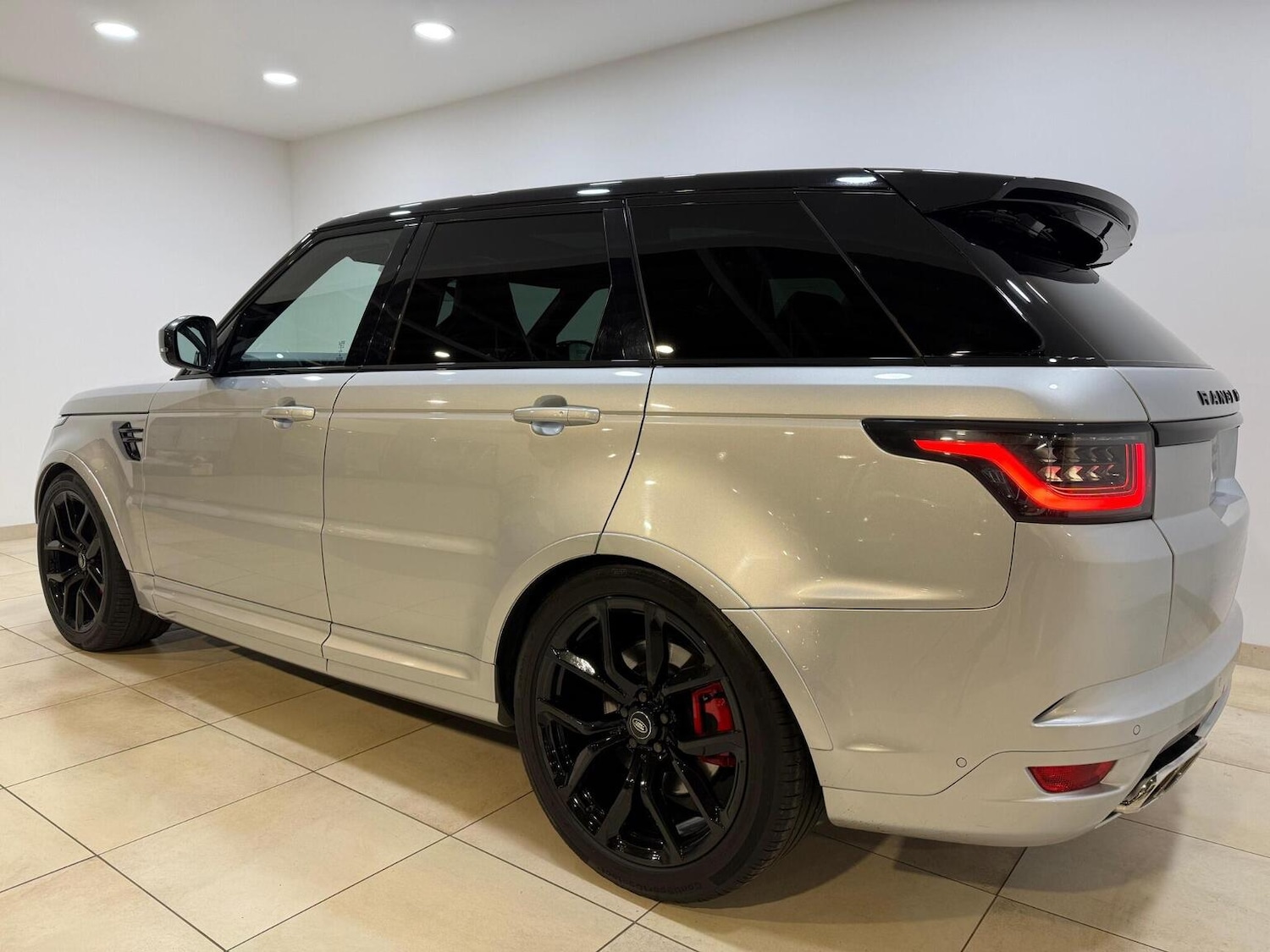 Used Land Rover Range Rover Sport 2018 for sale - 77551378: Photo 3