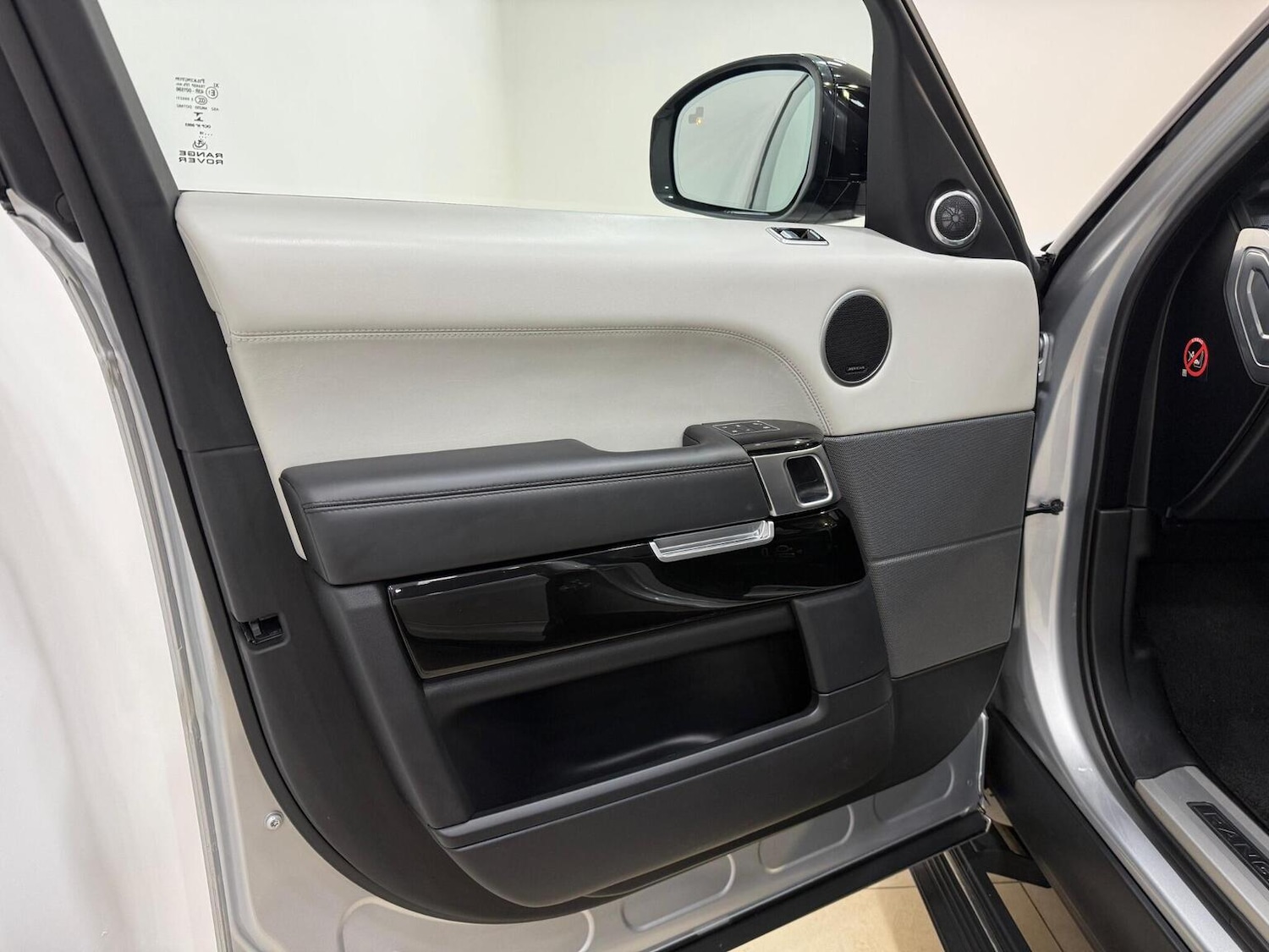 Used Land Rover Range Rover Sport 2018 for sale - 77551378: Photo 31