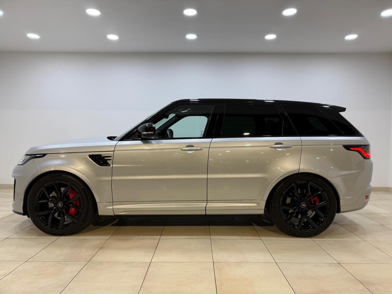 Used Land Rover Range Rover Sport 2018 for sale - 77551378: Photo 4