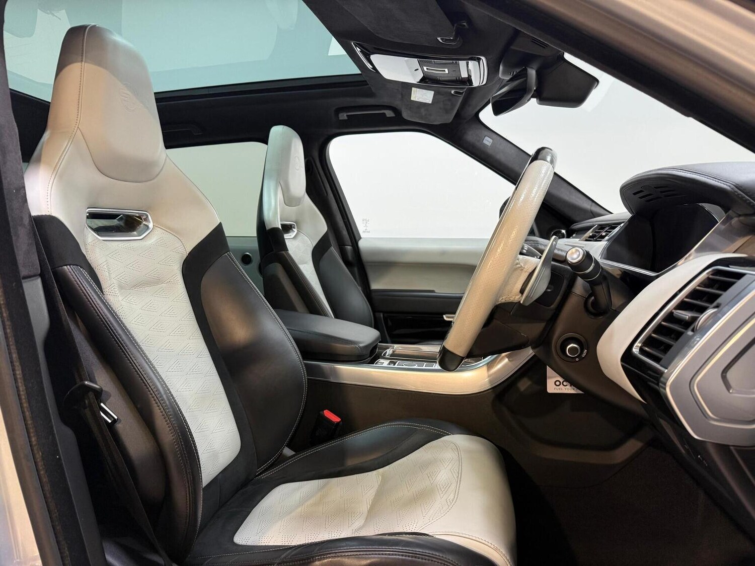 Used Land Rover Range Rover Sport 2018 for sale - 77675638: Photo 16