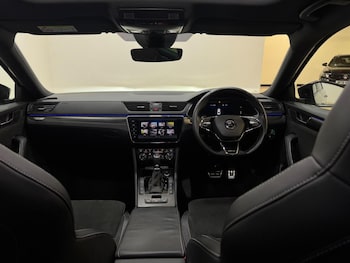 Used Skoda Superb 2023 for sale - 77953952: Photo