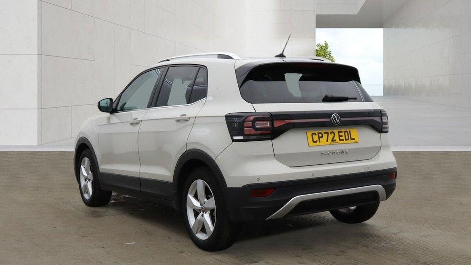 Used Volkswagen T-Cross 2022 for sale - 78182848: Photo 2