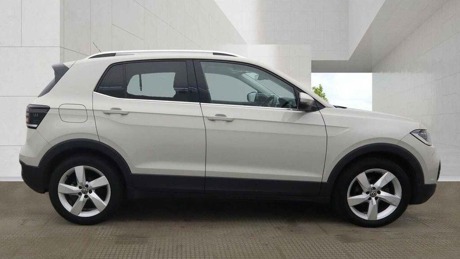 Used Volkswagen T-Cross 2022 for sale - 78182848: Photo 3
