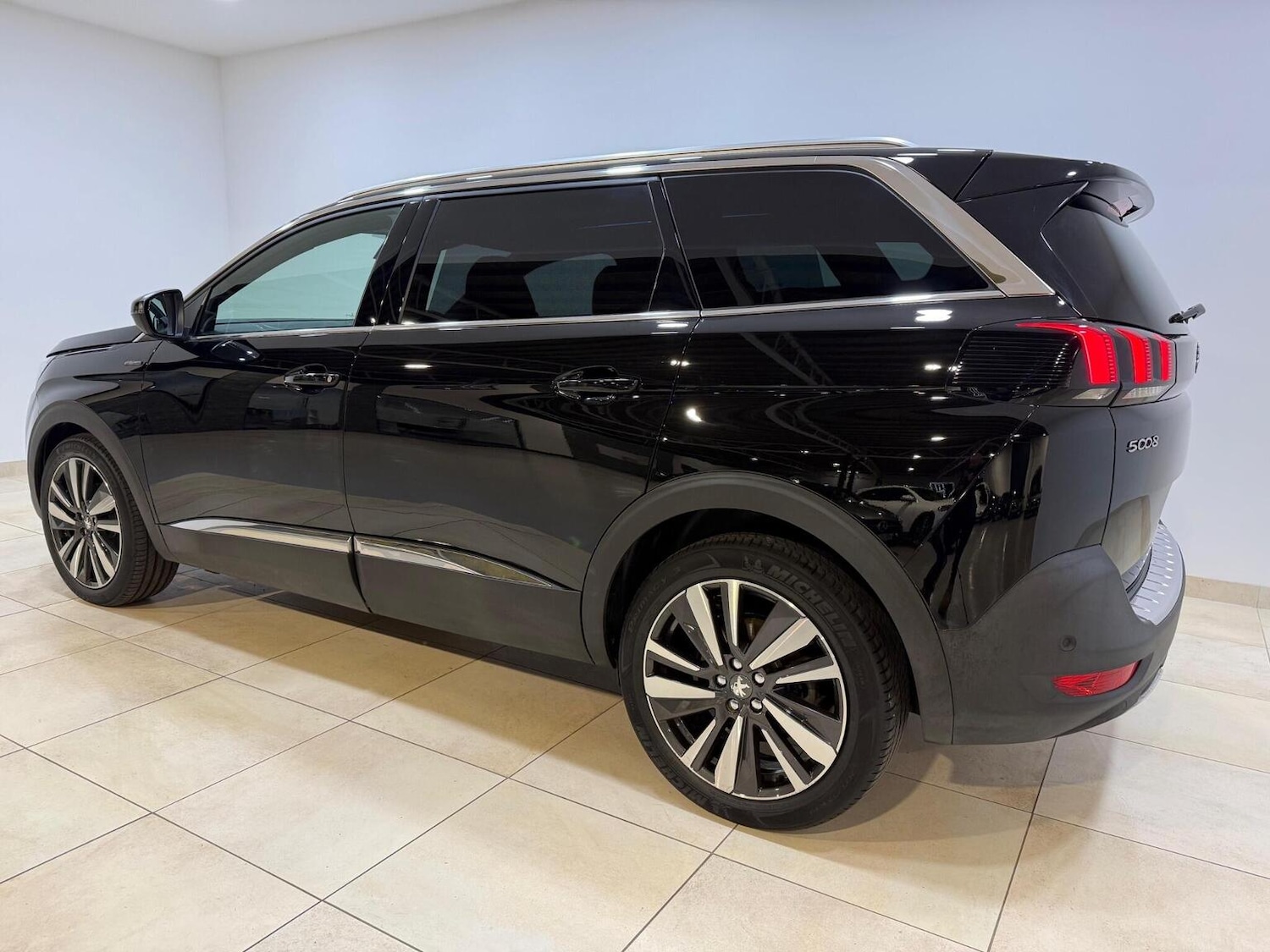 Used Peugeot 5008 2019 for sale - 77551380: Photo 3