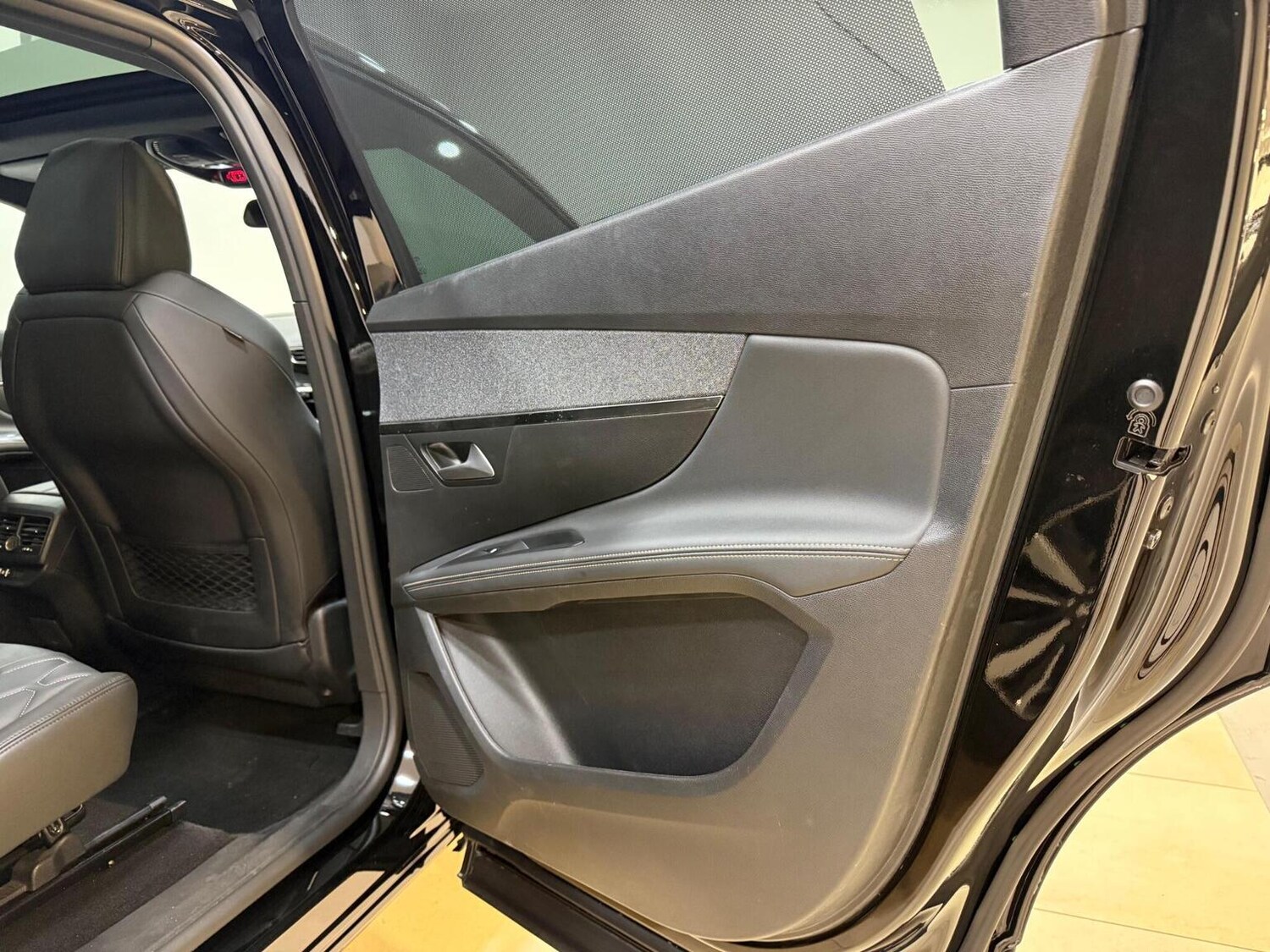 Used Peugeot 5008 2019 for sale - 77551380: Photo 30