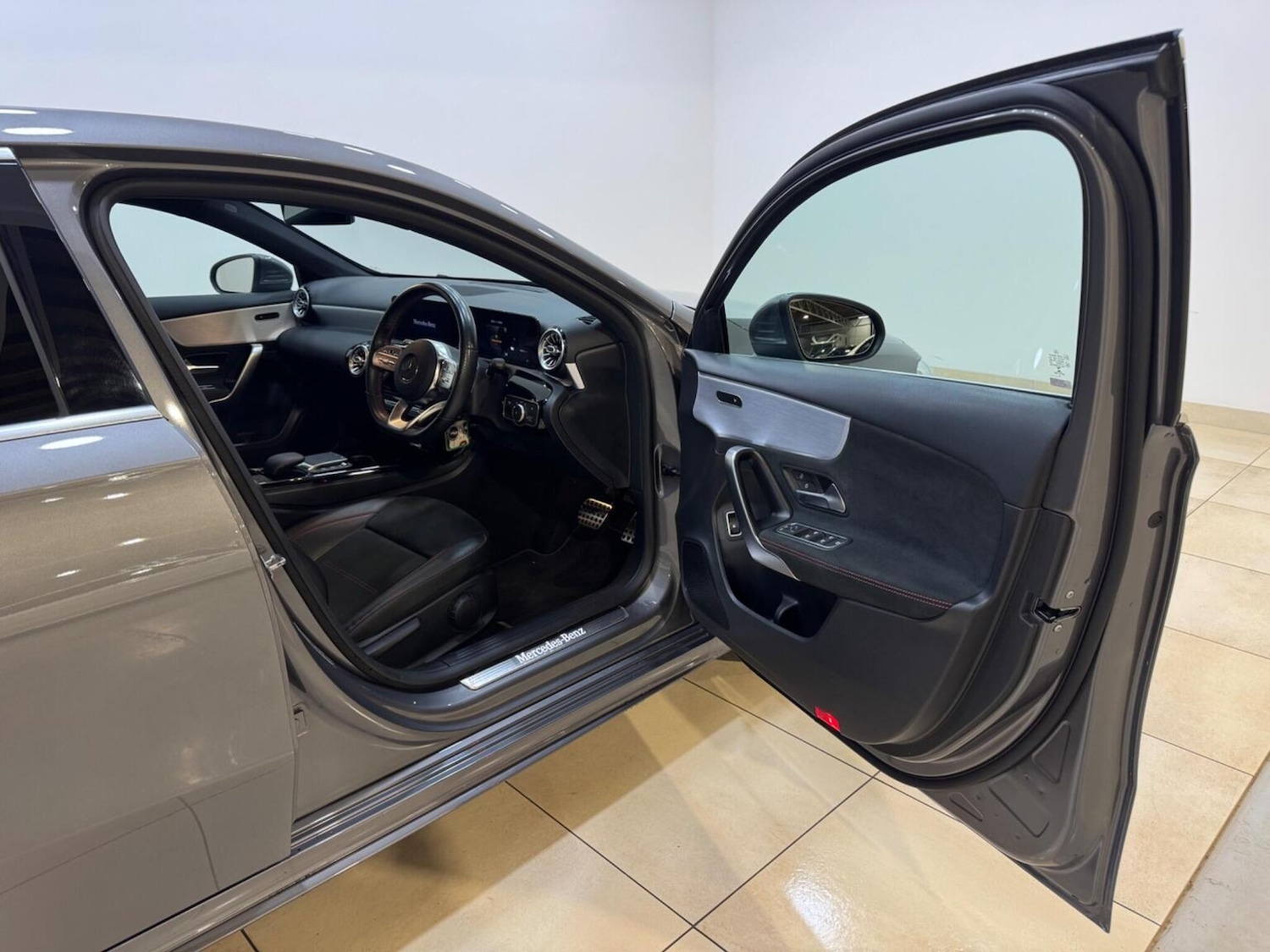 Used Mercedes-Benz A-Class 2020 for sale - 77609977: Photo 13