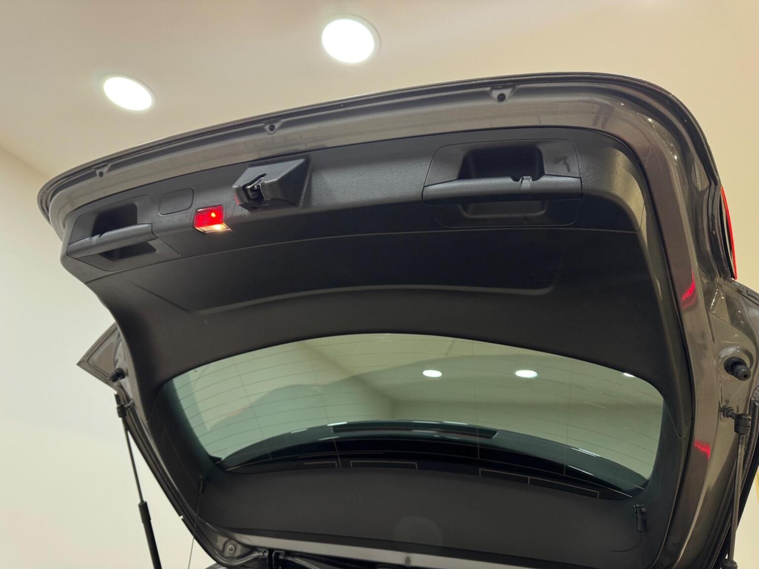 Used Mercedes-Benz A-Class 2020 for sale - 77609977: Photo 37