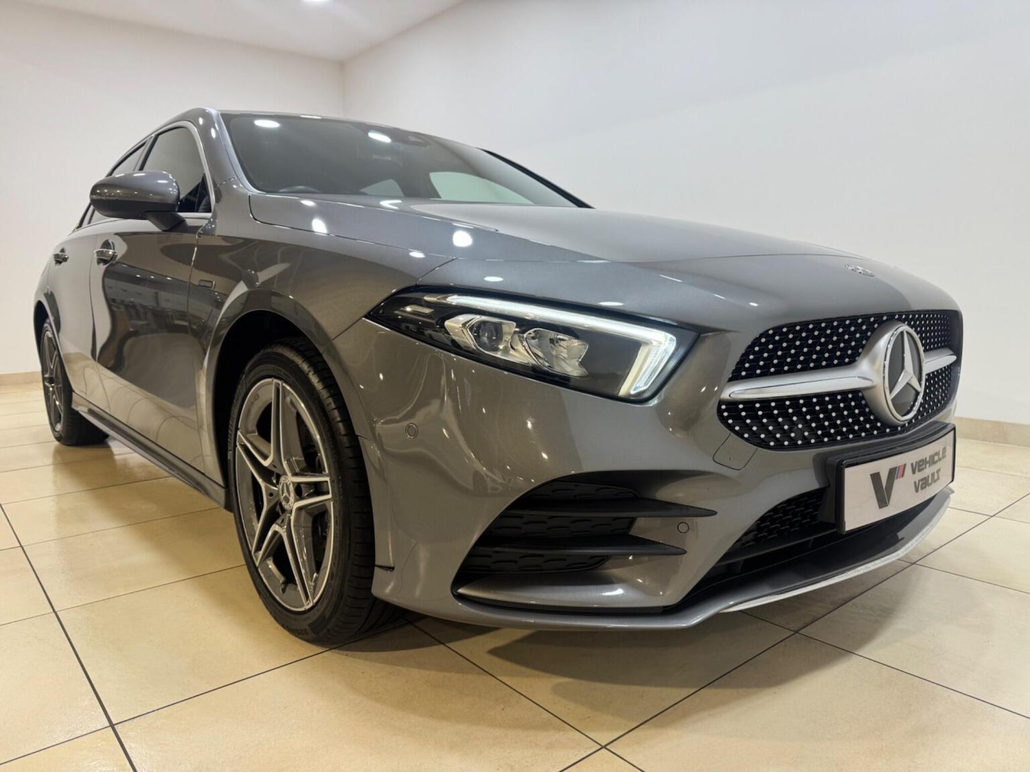 Used Mercedes-Benz A-Class 2020 for sale - 77609977: Photo 5