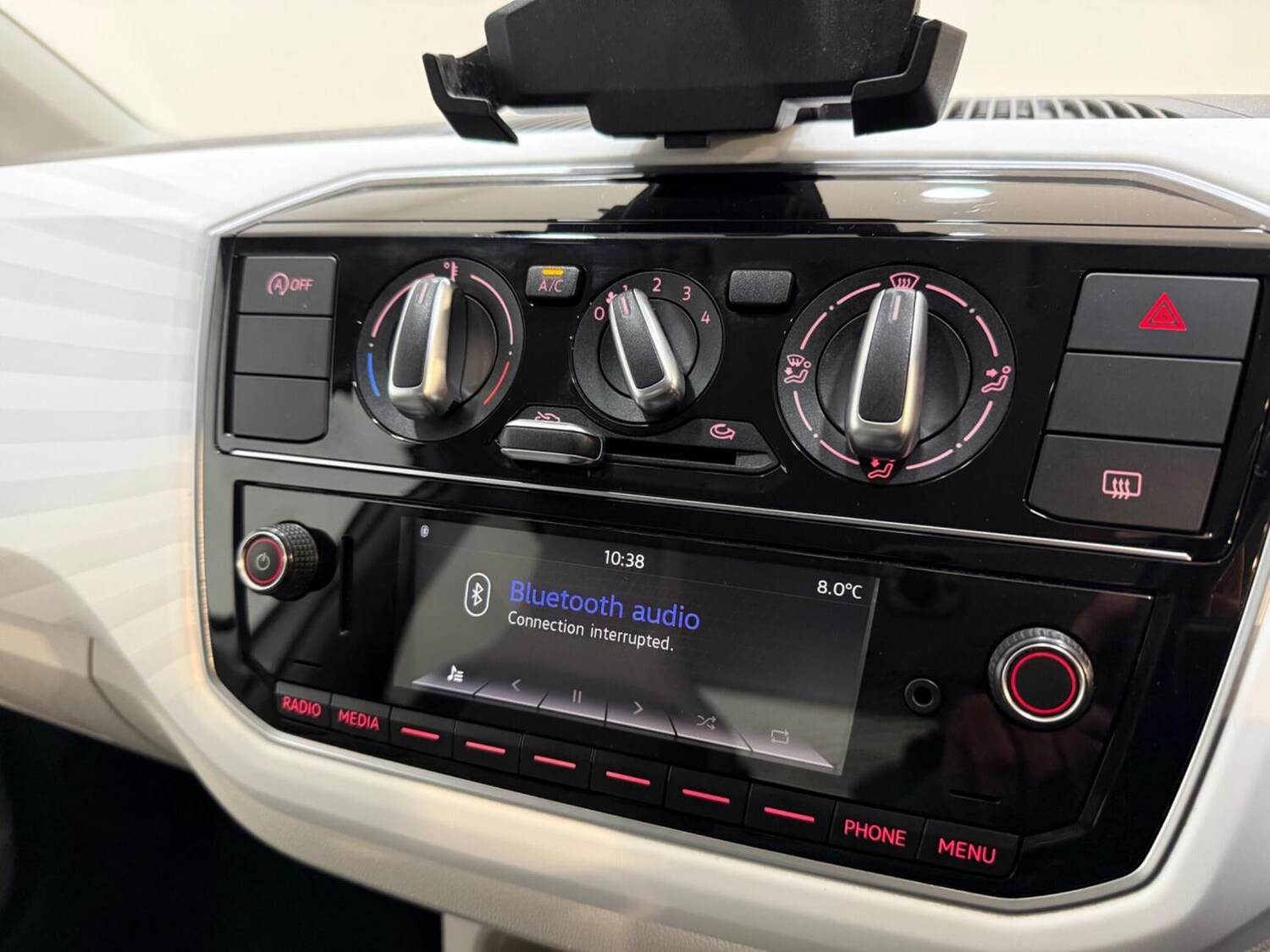 Used Volkswagen up! 2018 for sale - 77551385: Photo 34