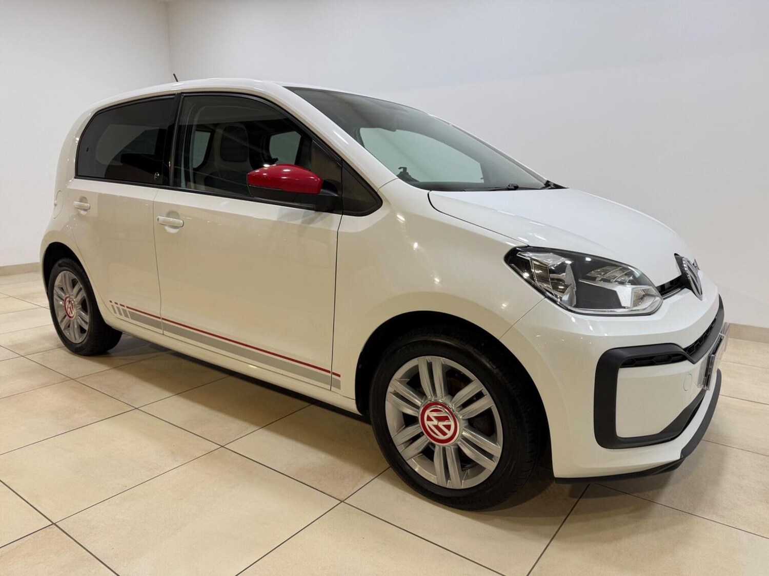Used Volkswagen up! 2018 for sale - 77551385: Photo 6