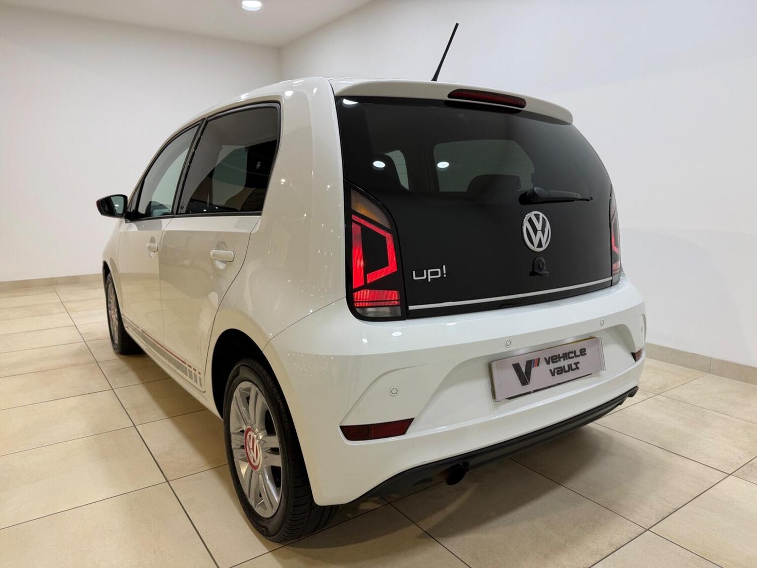 Used Volkswagen up! 2018 for sale - 77551385: Photo 8