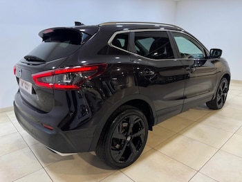 Used Nissan Qashqai 2017 for sale - 78414895: Photo