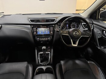 Used Nissan Qashqai 2017 for sale - 78414895: Photo