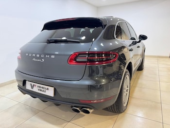 Used Porsche Macan 2017 for sale - 78112070: Photo