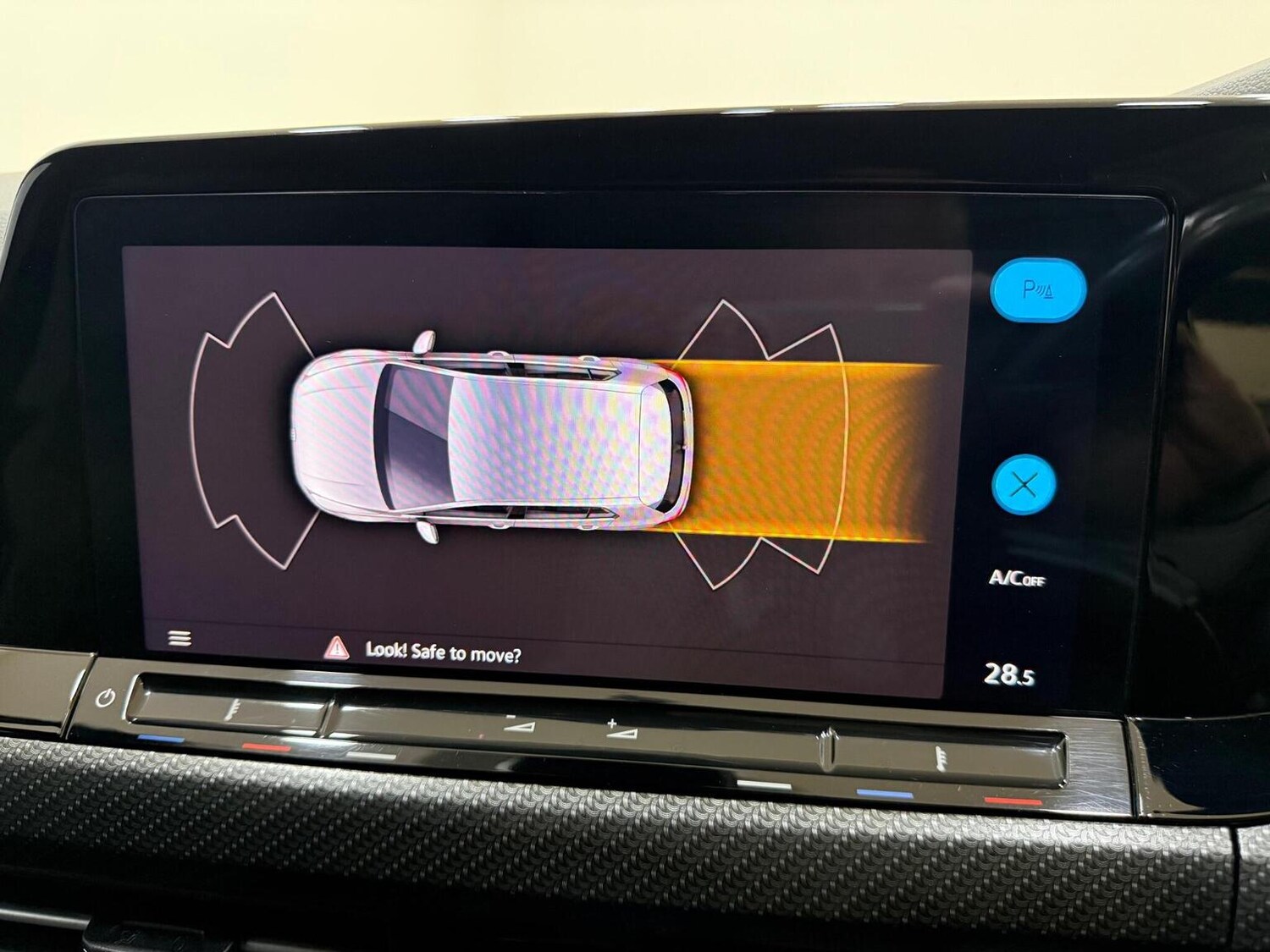 Used Volkswagen Golf 2021 for sale - 77551377: Photo 34