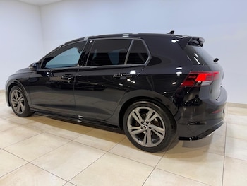 Used Volkswagen Golf 2021 for sale - 77551377: Photo