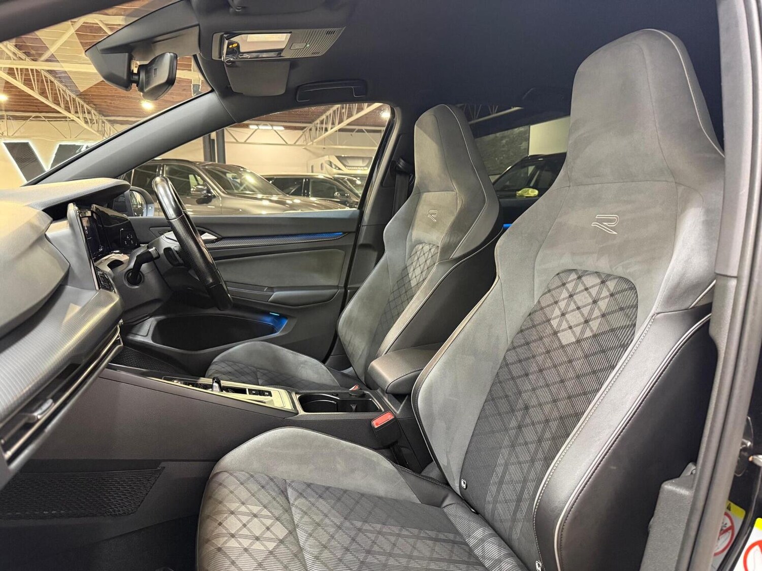 Used Volkswagen Golf 2021 for sale - 77551377: Photo 41