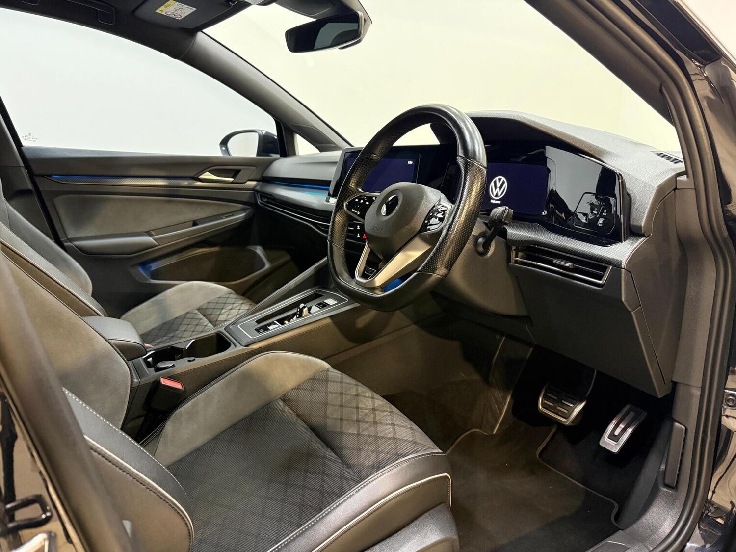 Used Volkswagen Golf 2021 for sale - 77551377: Photo 49