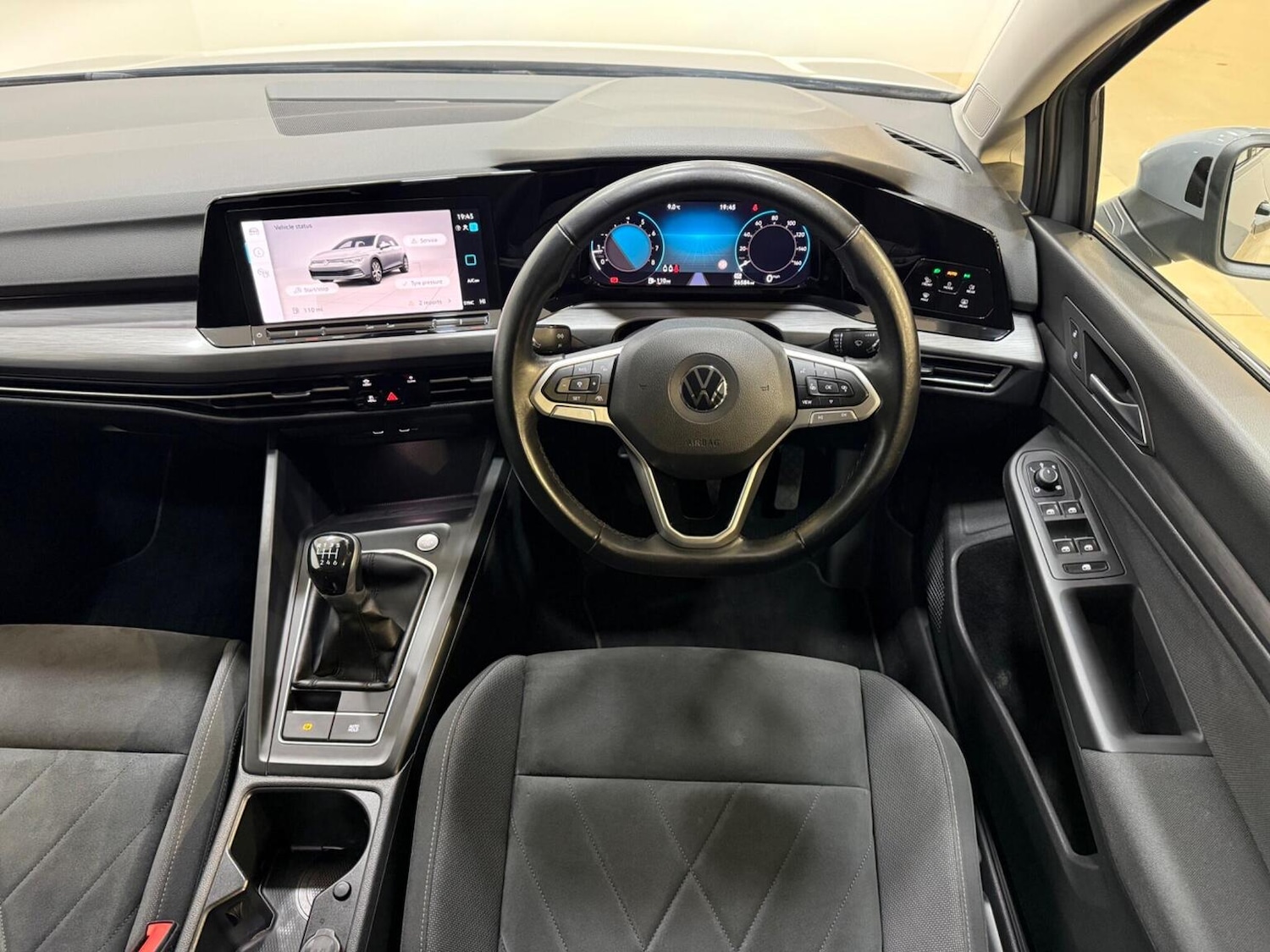 Used Mercedes-Benz CLA 2022 for sale - 77551372: Photo 45