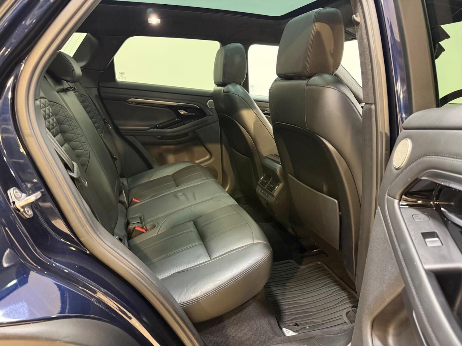 Used Land Rover Range Rover Evoque 2021 for sale - 77643677: Photo 17