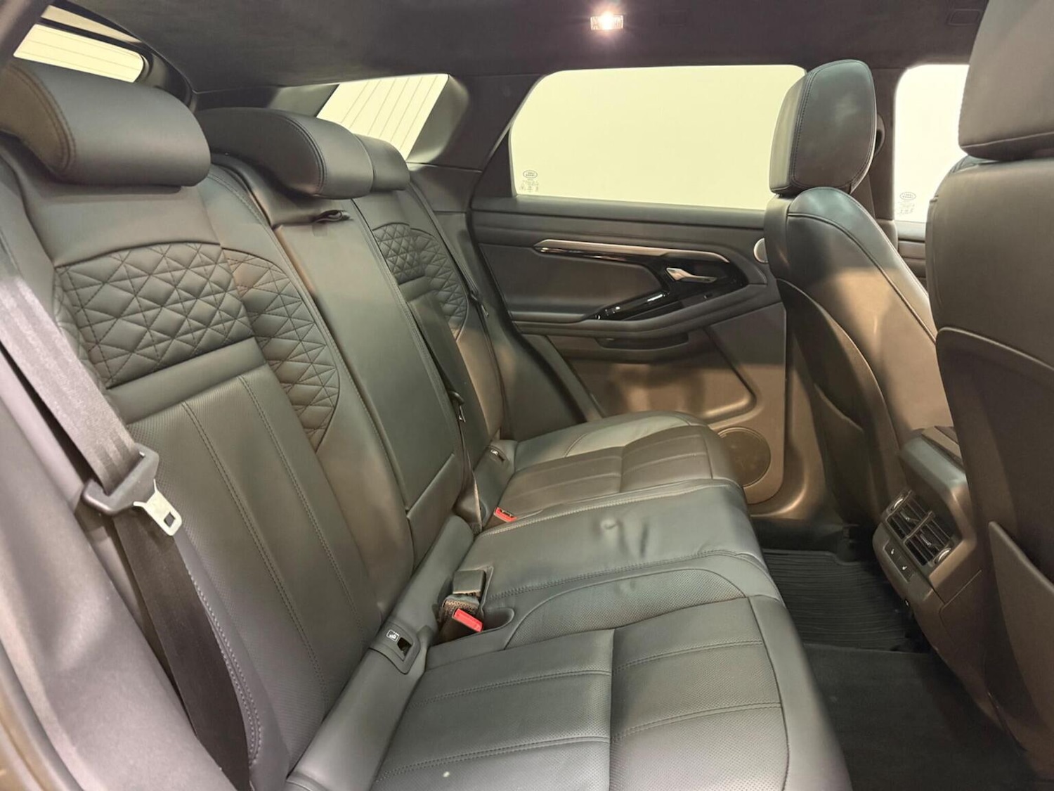 Used Land Rover Range Rover Evoque 2021 for sale - 77643677: Photo 18