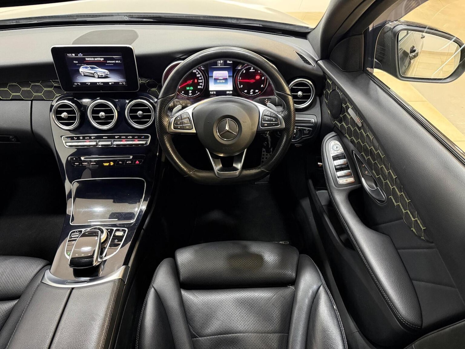 Used Mercedes-Benz C Class 2017 for sale - 77622574: Photo 14